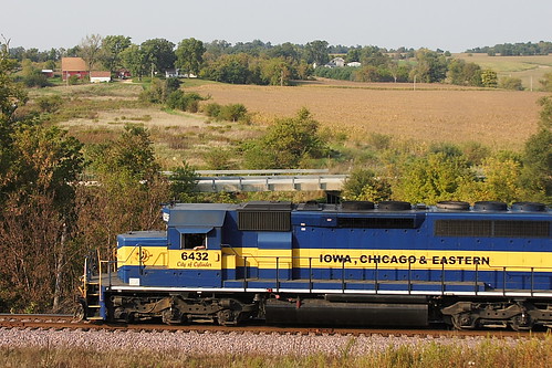 railroad ice illinois farm trains locomotive scenicview milwaukeeroad iowachicagoeastern