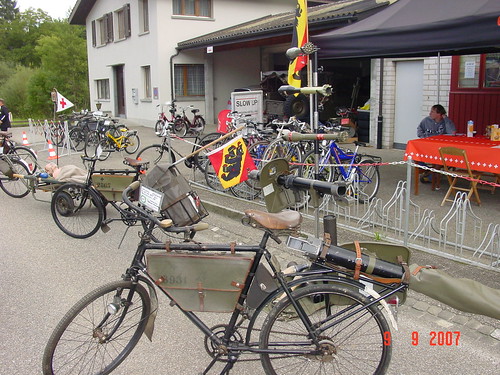 bike bicycle army swiss cargo trailer condor cargobike ursenbach trailercargo