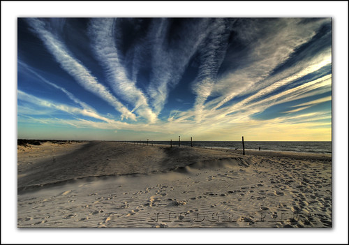 blue beach clouds fence landscape landscapes md nikon october dunes oct footprints maryland d200 assateagueisland 2008 contrails hdr photomatix nikond200 20081011d200133671