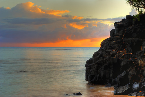 ocean beach sunrise hawaii morninglight kauai hdr princeville photomatix nikond80 nikon1855
