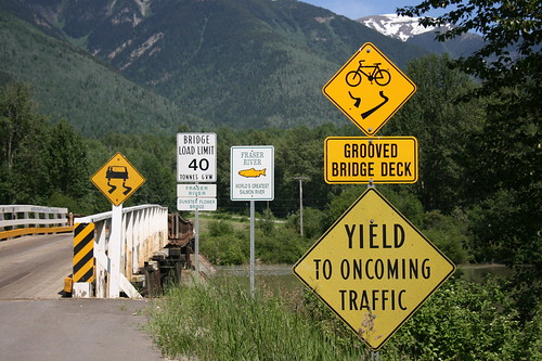 bridge summer vacation mountain signs canada river bc britishcolumbia fraser dunster