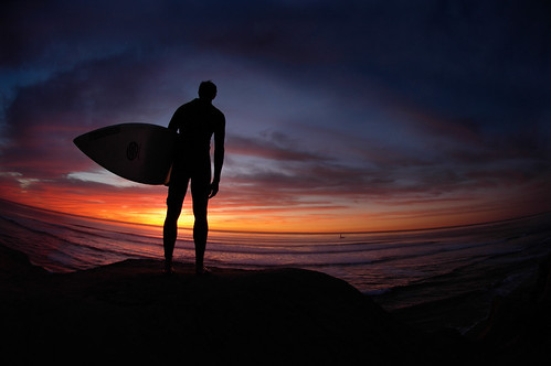 california sunset sandiego surfer surfing sunsetcliffs pointloma fpg colorinthesky sandiegosurf