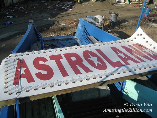 Astroland sign from Neptune's Flume