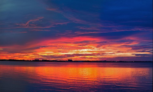 sunset day florida cloudy melbourne lagoon indianriver 如火晚霞