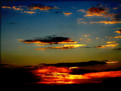 sunset sky mountains clouds fire colorado skies vivid durango fourcorners fireinthesky sanjuanmountains cloudsandskies perfectsunsetssunrisesandskys skiesatsunset allskies