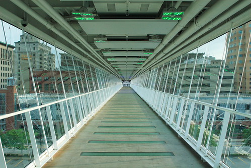 railroad bridge train mississippi dam iowa davenport skywalk davenportiowa lockdam
