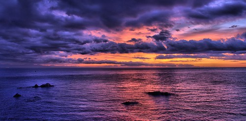 sea sky italy panorama clouds sunrise canon nuvole mare alba liguria cielo 2009 hdr albisola 1000d