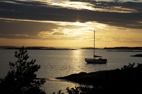 ocean sunset summer water norway boat cabin fredrikstad oksrødkilen oksrød