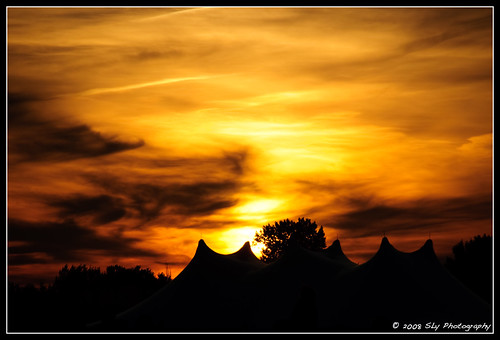 sunset sky orange cloud canada fire nikon quebec dusk horizon burn richelieu d80