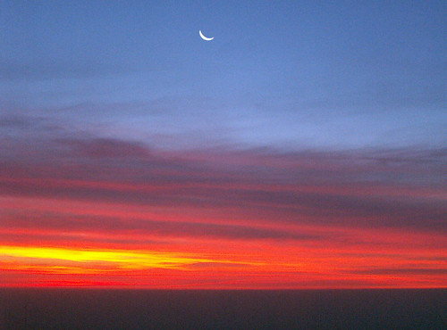 morning red orange sun moon chicago clouds sunrise us illinois horizon gradient astronomy moonset anawesomeshot centralus