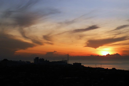 morning sunrise indonesia borneo kalimantan balikpapan eastkalimantan eastborneo anawesomeshot colorphotoaward nikoncoolpixp80 sunsetsandsunrisesgold