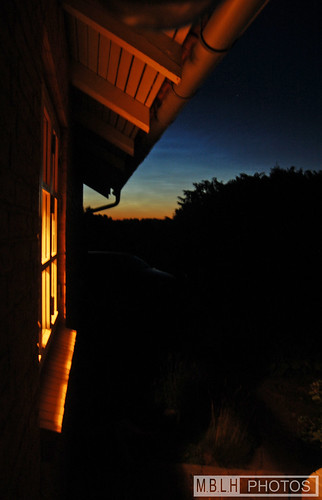 morning roof light sky sun house window colors silhouette wall night sunrise outside rainbow nikon shadows late mads photografer d40 madshansen