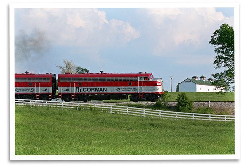 barn train vintage lexington ky locomotive f7 emd dieselelectric calumetfarm rjcorman oldkentuckydinnertrain