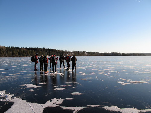ice water is sweden iceskating skating lakes sunny skridskor nordicskating crosscountryskating longdistanceiceskating östergötland eksjö friluftsfrämjandet höglandet långfärdsskridskoåkning östralägern