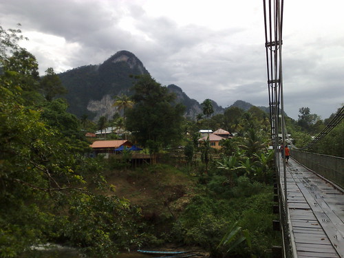 mountain river landscape view sarawak borneo kuching kpggiam
