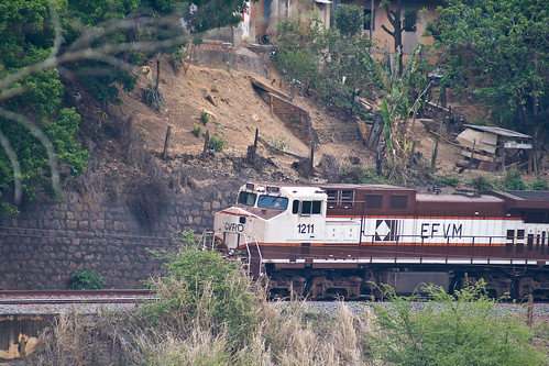 trip railroad family people landscape geotagged railway historic vale viagem locomotive trem colatina locomotiva famlia efvm espritosanto itapina bb409wm