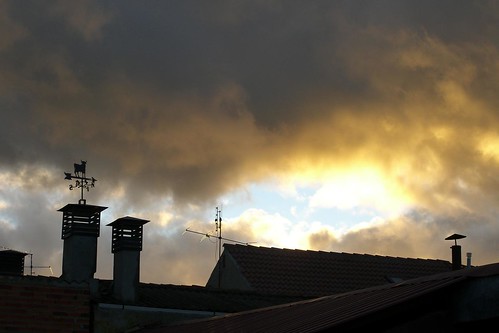 sunset españa clouds atardecer spain segovia nubes chimneys castillayleón chimineas torregutiérrez испания сеговия кастилияилеон