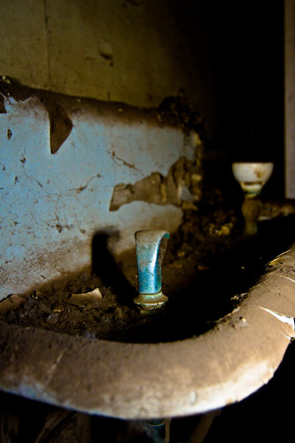 old school urban abandoned scary exploring explore forgotten haunting exploration ue urbex penalosa