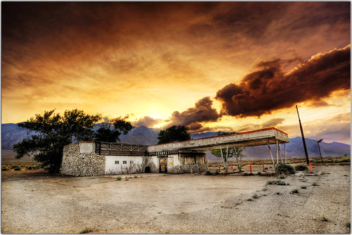 sunset clouds gasstation hdr owensvalley 395 easternsierras handheld5exposures