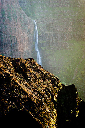 hawaii waterfall canyon kauai waimea