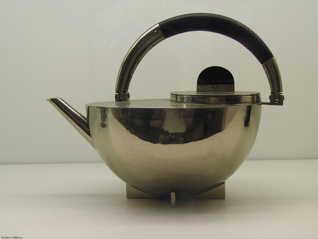 Bauhaus Teapot