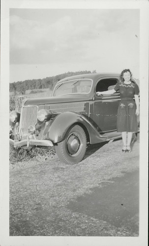 Dolly with 30s car