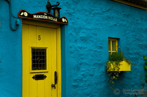 door old blue ireland house window yellow geotagged small row kinsale emeraldisle 1120 janusz leszczynski mywinners abigfave colorphotoaward geo:lat=51706382 geo:lon=852523