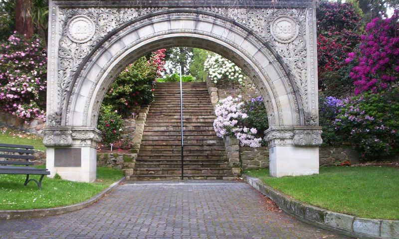 Commemorative Arch