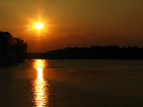 bridge sunset reflection river georgia esplanade augusta riverwalk savannahriver augustaga