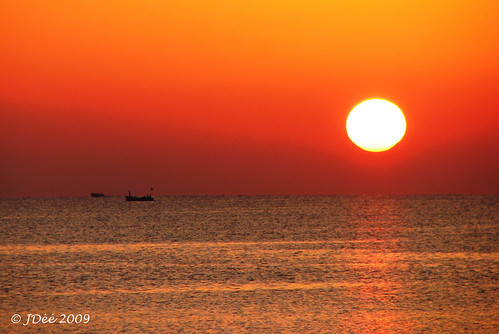 ocean morning pakistan sea orange sun sunrise boat rise sindh gwadar