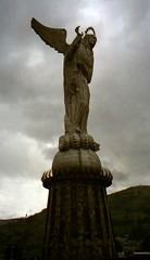 1999 #294-28A Ecuador Quito Virgin Mary Monument