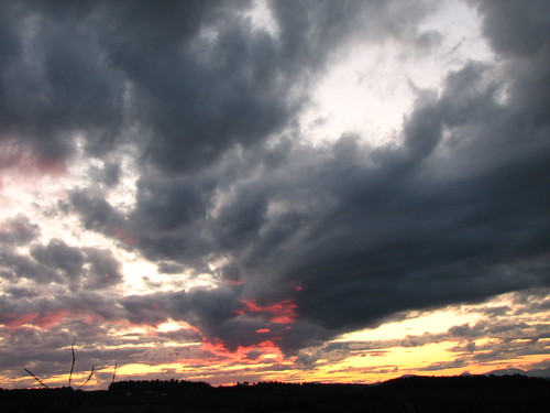 sunset usa clouds vermont cornwall angry vt origamidon cornwallvermontusa donshall angry•sunset