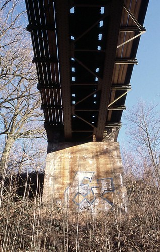 geotagged eisenbahnbrücke nikonfm3a kumhausen