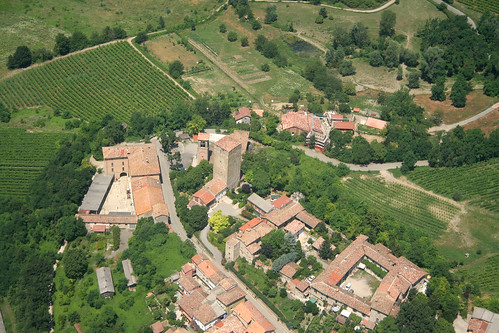 above travel sky italy panorama green castle nature airplane landscape flying high view earth top aviation hill aerial fromabove historic agriculture fortification fortress lombardia cessna skyview lombardy pavia birdeye aeronautic pavese voghera oltrepò soriasco oltrepòpavese splendidoltrepò