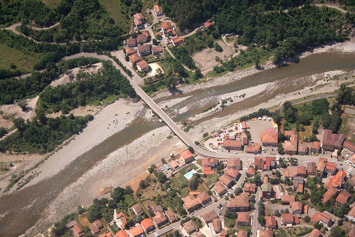 above travel bridge sky italy panorama green nature river airplane landscape town flying high village view earth top aviation aerial fromabove agriculture lombardia piacenza cessna skyview lombardy birdeye aeronautic trebbia oltrepò bobbio marsaglia splendidoltrepò