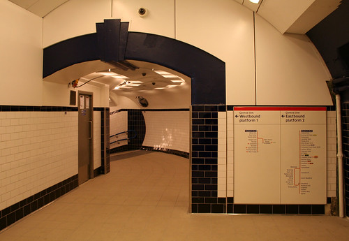 Shepherd's Bush (Cen) Underground station