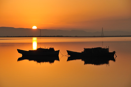 sardegna sunset sea mare alba barche uc colori pesca arancione santantioco pescatori anawesomeshot nikond300 davidecau