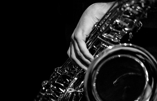 blackandwhite bw noiretblanc nb saxophone saxo flickrdiamond flickrlovers
