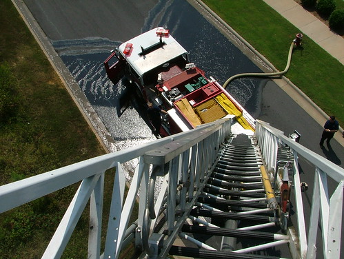 hydrant aerial firetruck arkansas firedepartment ldh firefighters laddertruck quint mfd lti pulaskicounty maumelle