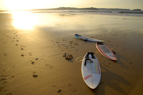 light sunset sea sun sol sunshine sand surf playa surfboard santander loredo somo playadeloredoysomo annemariehughes twistypixcom twistypix annemariehughesphotographer