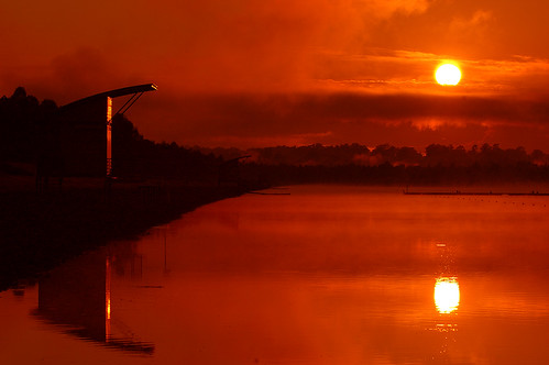 sunset cloud sun mist color colour reflection water silhouette fog sunrise nikon stadium centre d70s sydney australia international regatta olympic nikkor vr penrith 200mm 70200mmf28vr sirc