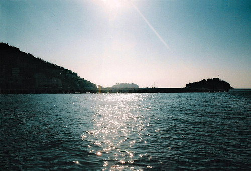 blue sea sun film water ferry port turkey island asia mediterranean pigeon türkiye aegean olympus kuşadası güvercin 土耳其 is100 adası 古萨达斯