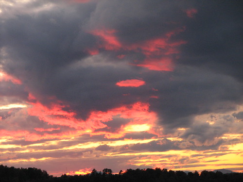 sunset red usa face clouds vermont cornwall angry vt redface origamidon cornwallvermontusa donshall angry•sunset