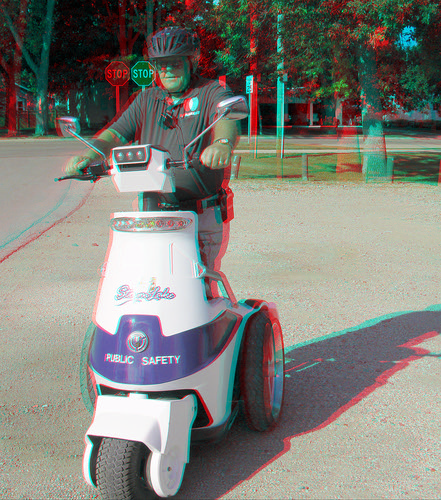 park people stereoscopic stereophoto 3d anaglyph equipment segway vehicle patrol anaglyphs redcyan 3dimages 3dphoto 3dphotos 3dpictures stereopicture
