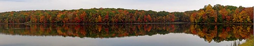 autumn red autostitch panorama orange lake ny reflection green fall water colors leaves yellow silver pond stream pano reservoir 2008 newwindsor