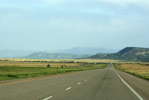 road mountains colorado throughthewindshield interstate25