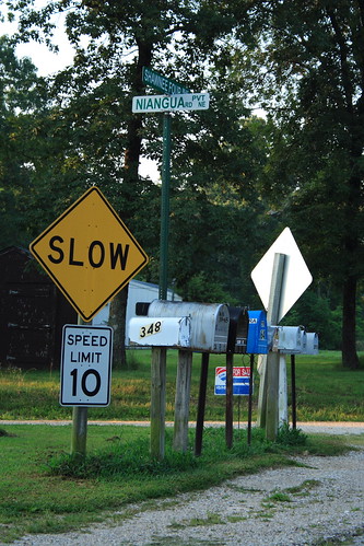 road morning trees sign mailbox sunrise slow streetsign missouri intersection speedlimit lakeoftheozarks