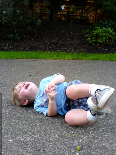 all out tantrum on the sidewalk outside the public library   DSC01299