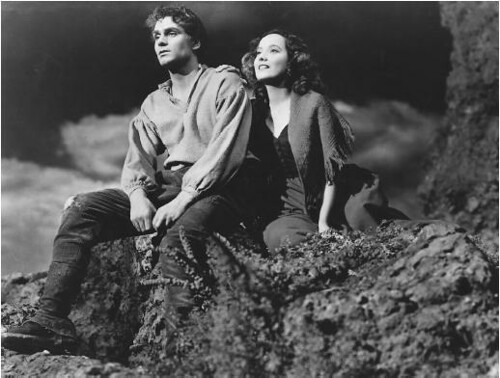 Laurence Olivier & Merle Oberon in Wuthering Heights (1939)