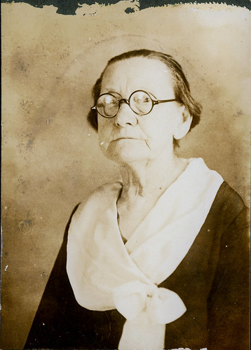 Elderly Lady with glasses